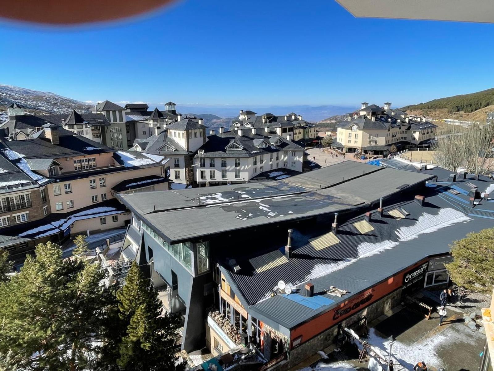 Apartamento Ameto En La Plaza Pradollano"Junto Al Telecabina Borreguiles" Sierra Nevada Luaran gambar